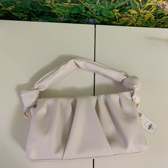 Francesca’s collection Ruby knotted hobo handbag - Picture 11 of 15